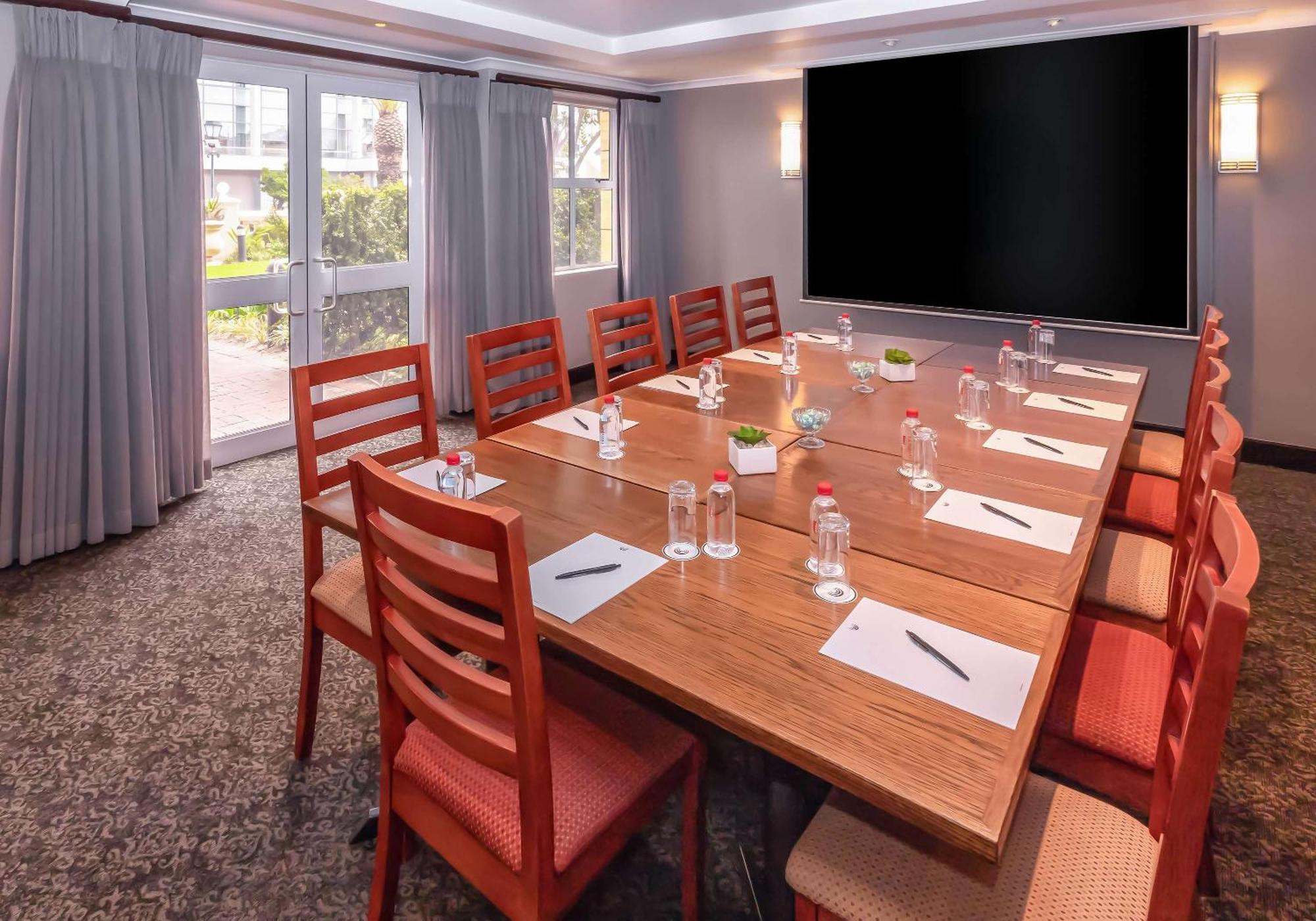 Stayeasy Century City Le Cap Extérieur photo